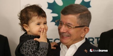 Davutoğlu ’Zorlu günleri hep birlikte aşacağız’ paylaşımında bulundu!