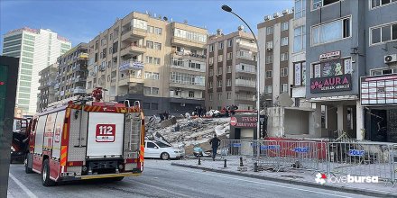 Depremden etkilenen bina sayısı artıyor: Şanlıurfa'da 6 katlı bina yıkıldı!
