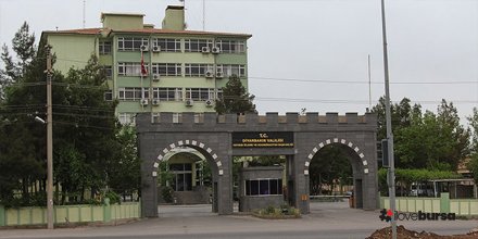 Diyarbakır Valiliği'nden Lice ilçesinde yaşanan 14 yaşındaki çocuğun darp edilmesine dair açıklama!