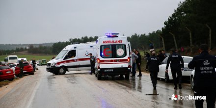 Eskişehir'de zincirleme kaza meydana geldi: 12'si asker 14 yaralı