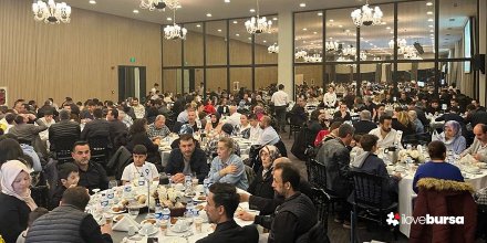 Geleneksel olan iftar programında bu defa berberler bir araya geldi!