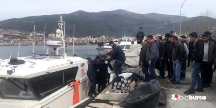 Gemlikte teknenin alabora olmasıyla beraber düşerek kaybolan kişinin cansız bedenine ulaşıldı.