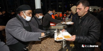 Mahalle iftarlarının ilki Şentepe'de yapıldı