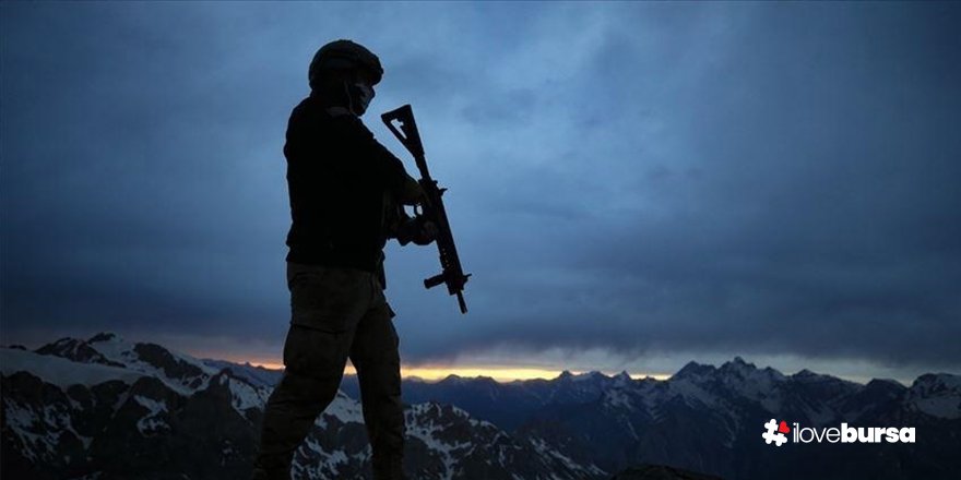 Pençe-Kilit operasyonu bölgesinde yaralanan  Er Adem Avunan şehit oldu!